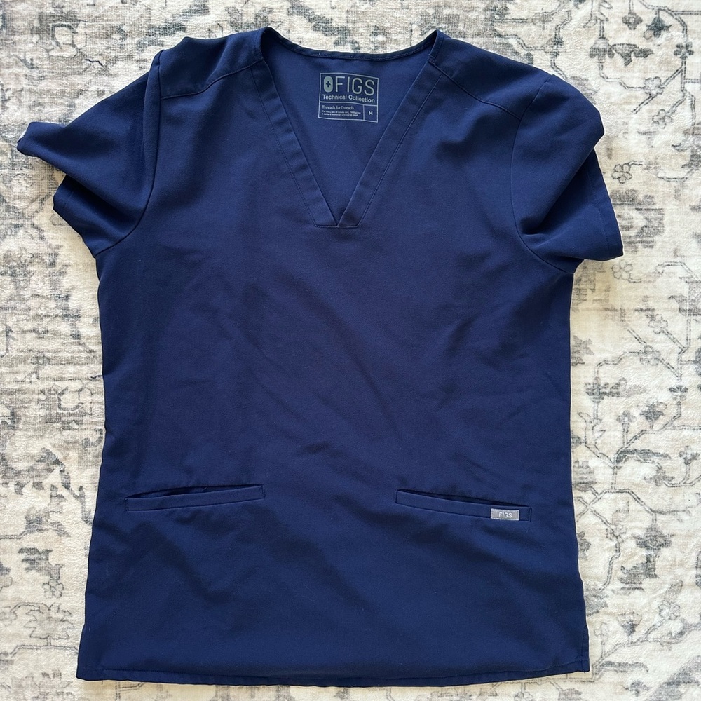 Figs Scrub Top